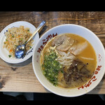 筑豊ラーメン山小屋 - 