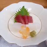 東京・青梅 石神温泉 清流の宿 おくたま路 - 造里：鮪,刺身蒟蒻,長芋