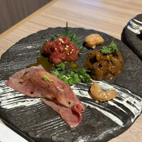 近江うし 焼肉 にくTATSU 青山本店 - 