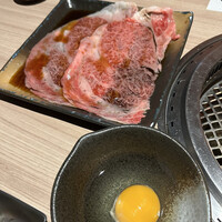 近江うし 焼肉 にくTATSU 青山本店 - 