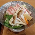 東京・青梅 石神温泉 清流の宿 おくたま路 - 台物：青梅産豚バラしゃぶ鍋