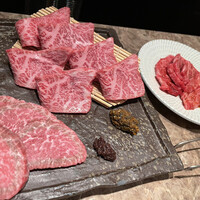 焼肉一頭両騨 町田本店 - 