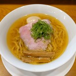 らぁ麺 くろ田 - 塩味玉手もみ