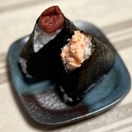 おむコロ - 料理写真:梅と鮭