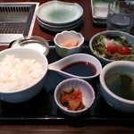 牛兵衛 草庵 - ご飯とその他です