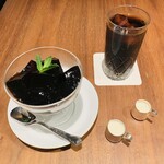 丸福珈琲店 - 珈琲ゼリー680円　アイスアメリカン珈琲640円