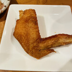 焼鳥 美鶏 - 手羽唐揚げ パリッと