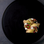 Vient - 鮎と水茄子のピサラディエール 山葵のフェッテ