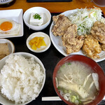 Ajidokoro Ichinisan - から揚げハーフセット　＋100円定食