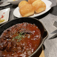 カリフォルニアラウンジ ステーキ＆ワイン 川崎店 - パンアンドシチュー