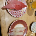 回し寿司 活 活美登利 - 中トロ、カンパチ