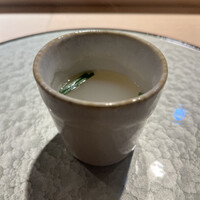 天冨良 銀座 よこ田 梅田別邸 - しじみスープ