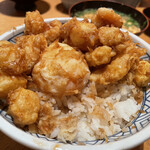 天丼 金子屋 - 天ばら丼味噌椀セット1,300円には真ん中に玉子天があります！