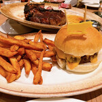 Peter Luger Steak House Tokyo - 