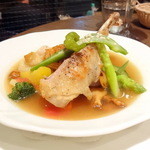 ラ スフォリーナ - 耕吉野菜とホロホロ鳥のボッリートミスト2,900円