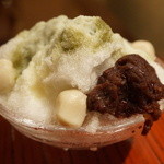 カグラザカマエダ レスキャリエ - 抹茶練乳かき氷　加賀白玉麩を添えて（800円）
      