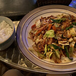 Miyota Ekimae Club - 回鍋肉
                      白飯