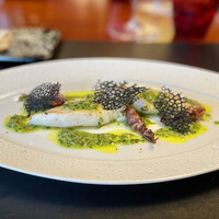 ラトリエ ドゥ ジョエル・ロブション - 主菜①：まとう鯛とホタルイカのポワレ エスカルゴバターソースで