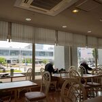ホテルアルファーワン - 2023.5 富山駅を臨む朝食会場