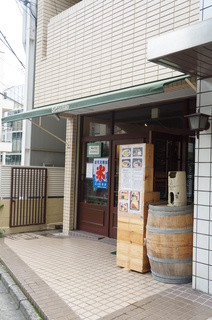 セバスチャン - お店は代々木八幡駅から徒歩10分ほど。渋谷からも歩けます。