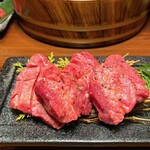 Koube Bifuyakiniku O Katora - 