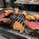 Kuroge Wagyu Utabehoudai Yakiniku Kekkyoku Tare - 