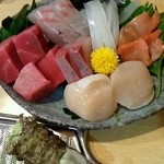 風の盆 - お造り。本マグロの天身など