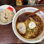 Ramen Shirokuma - 平日限定ランチセット(1050円)です。