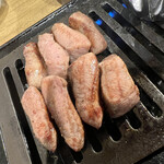 Yakiniku Tombi - 