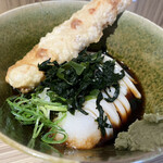 本町製麺所 本店 - ちくわ天わかめうどん