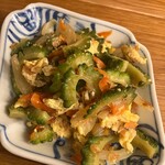 ヒダリマキ - 野菜たっぷりゴーヤチャンプルー