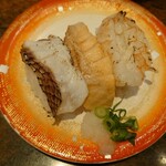 Kirara Sushi - 炙り三昧（赤海老、サーモン、真鯛）