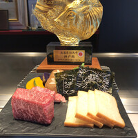 神戸牛 吉祥吉 三宮中央店 - 