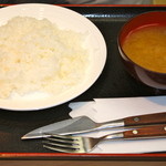 たけだ - ライスセット 250円　ご飯炊きたてで美味しい