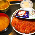 たけだ - ジャンボソースカツ丼(250g) 運ばれて来た最初の状態です