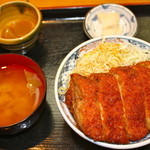 たけだ - ジャンボソースカツ丼(250g)味噌汁,小鉢,漬物付 1290円