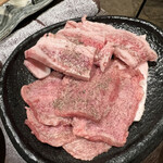 焼肉のあじまる - タン1200円