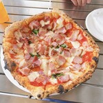 Pizzeria Shin'5 - 料理写真:佐世保ベーコンマルゲリータ