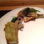 神保町 傳 - 米粉の蒸しパンと干し鮎、鮎のパテ、うまーーっ！！