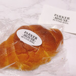 PARKER HOUSE BUTTER ROLL - バターロール 216円