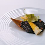 小笠原伯爵邸 - 米料理　筍のソテー　黒米のアロスメロッソ