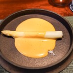 蒼 - 赤井皮コロボックル村白アスパラガス、オランデーズソース