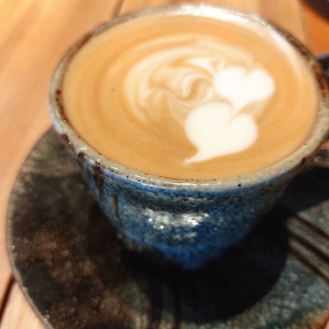 cafe bar THE EARTH photo 3