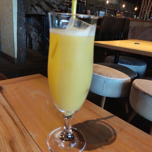 cafe bar THE EARTH photo 2