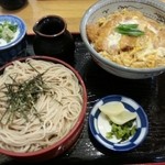 そば蔵 - カツ丼と蕎麦のセット
            