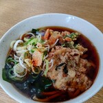 一由そば - 太蕎麦(温 普通) 320円　五目かき揚げ 160円　舞茸天 90円
