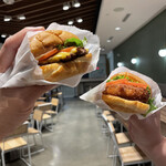 Shake Shack -  『Shack Burger Single $6,89』 『French Fry $3,49』 『Drip Coffee $2,49』