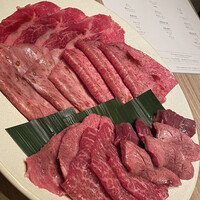 焼肉うしごろ 新宿三丁目店 - 