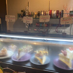 Cafe nappenappe - ショーケース