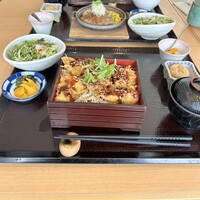 江戸前肉割烹 宮下 - 